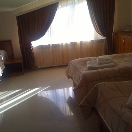 Family Hotel Yola Čepelare Exteriér fotografie
